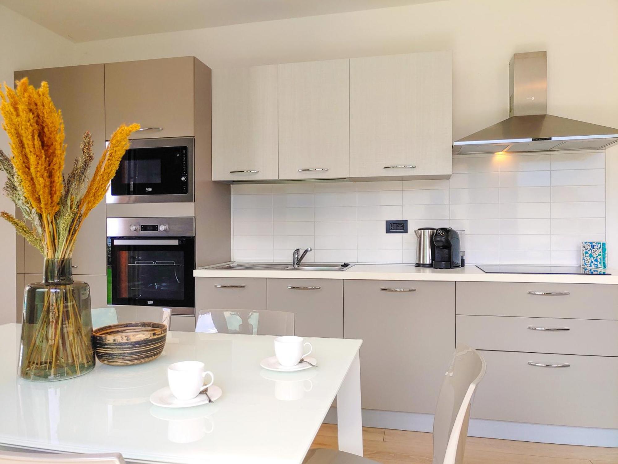 Dascio Emotion Ferienwohnung Mit Terrasse Am See Esterno foto