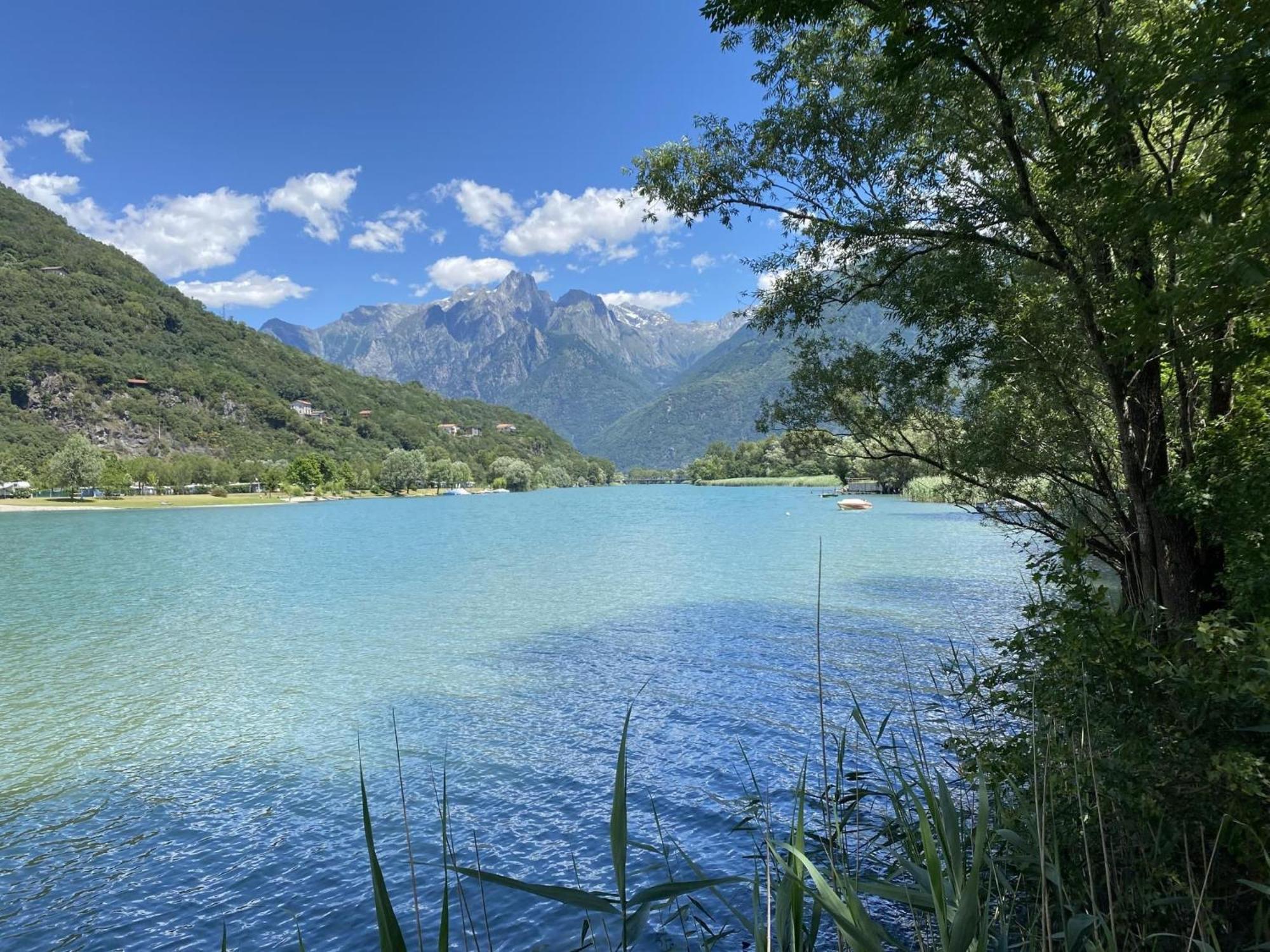 Dascio Emotion Ferienwohnung Mit Terrasse Am See Esterno foto