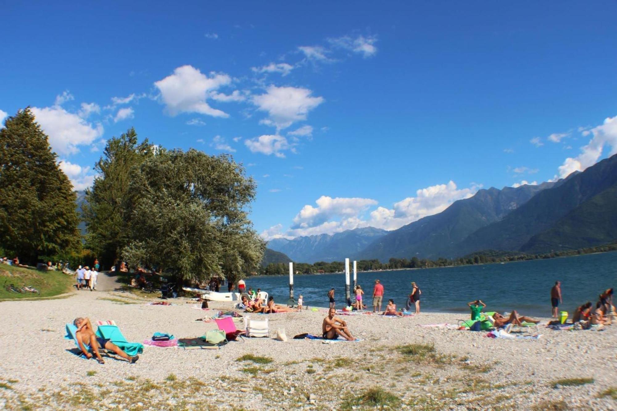 Dascio Emotion Ferienwohnung Mit Terrasse Am See Esterno foto